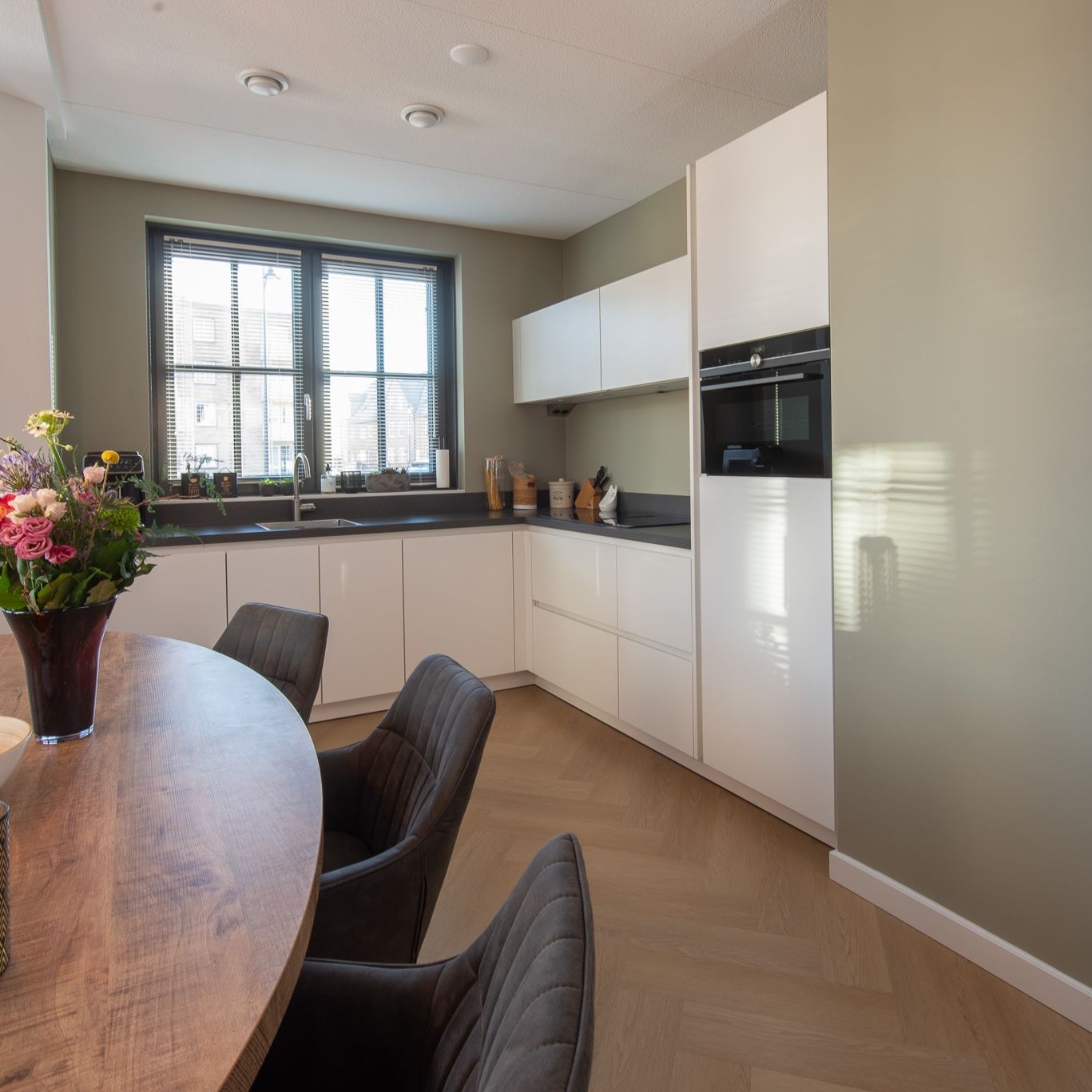 Hoomline Ambassador Dryback Visgraat Halifax 6 - Plak PVC Vloer