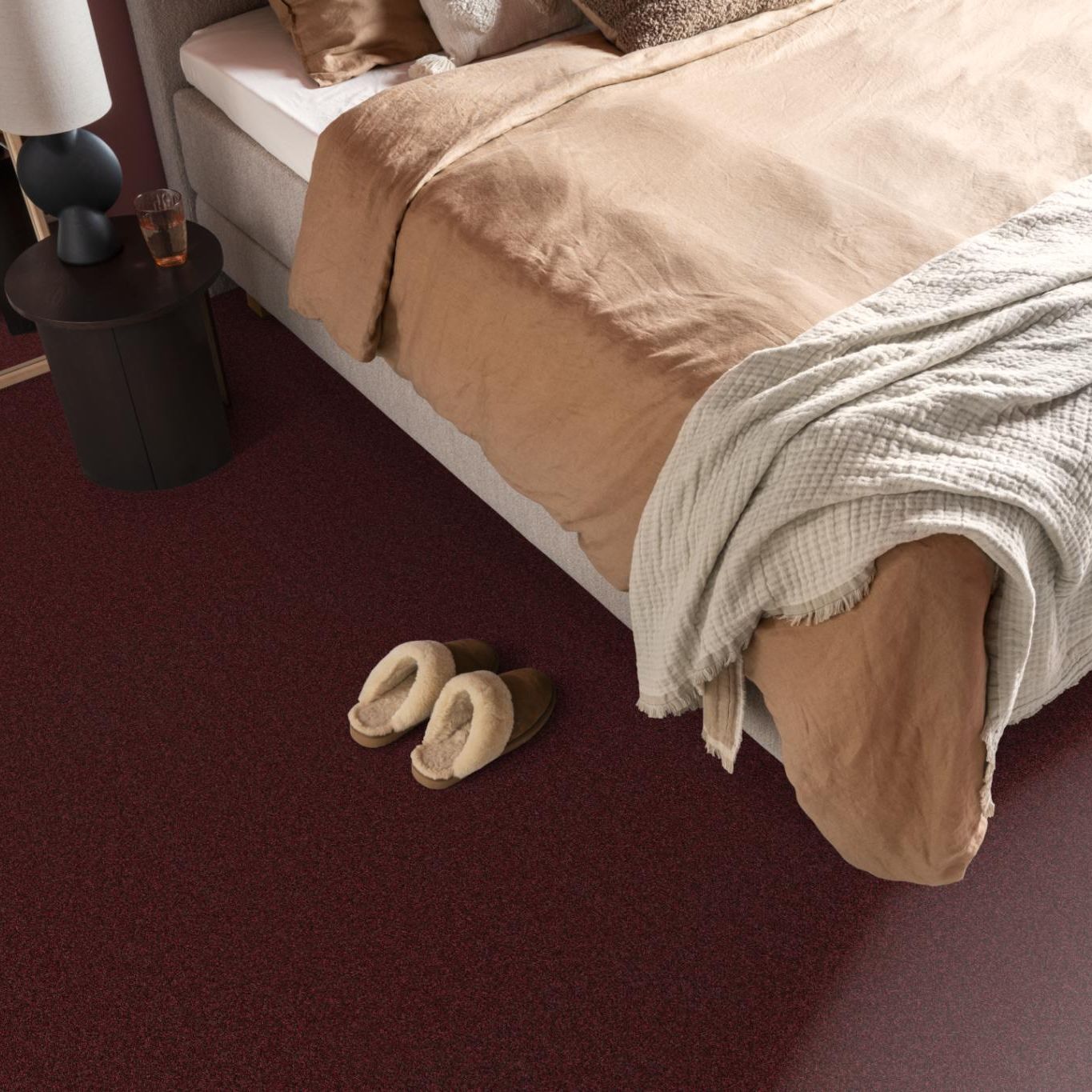 Ambiant Alaska Donkerrood 1001 - Vloerbedekking - Tapijt