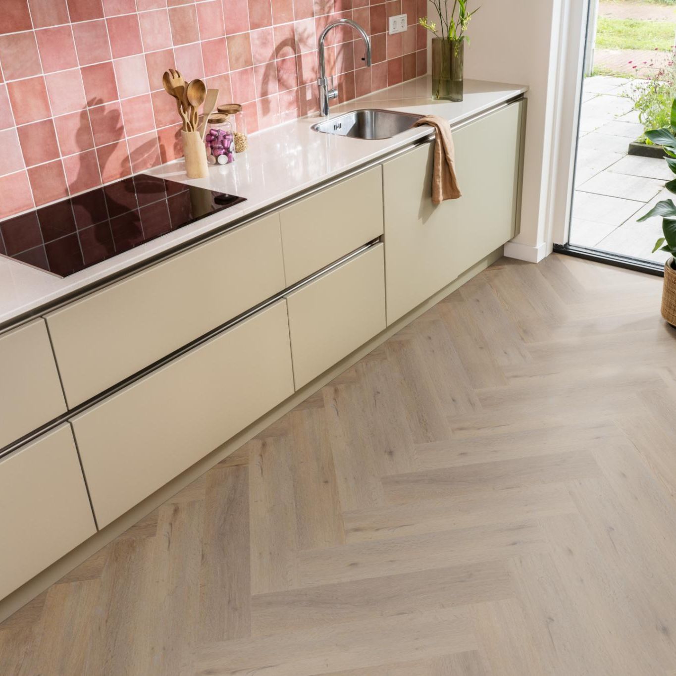 Ambiant Spigato Vivero Visgraat Dryback Smoky - Plak PVC Vloer
