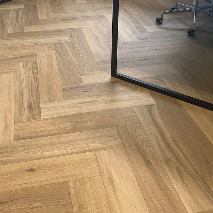 Interfloor Dynamic Wood-XL Fishbone F24 - Vinyl