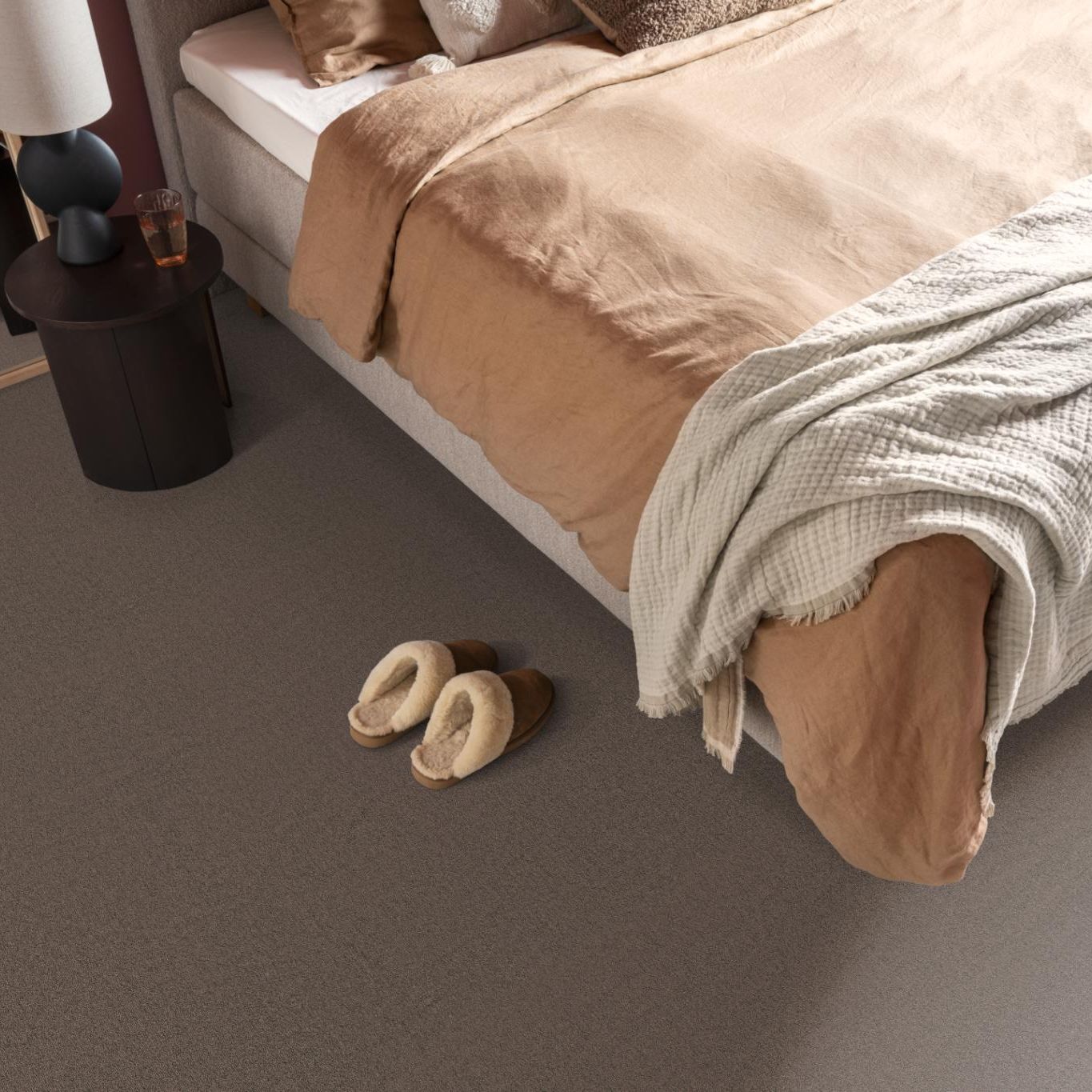 Ambiant Atlanta Bruin 0600 - Vloerbedekking - Tapijt