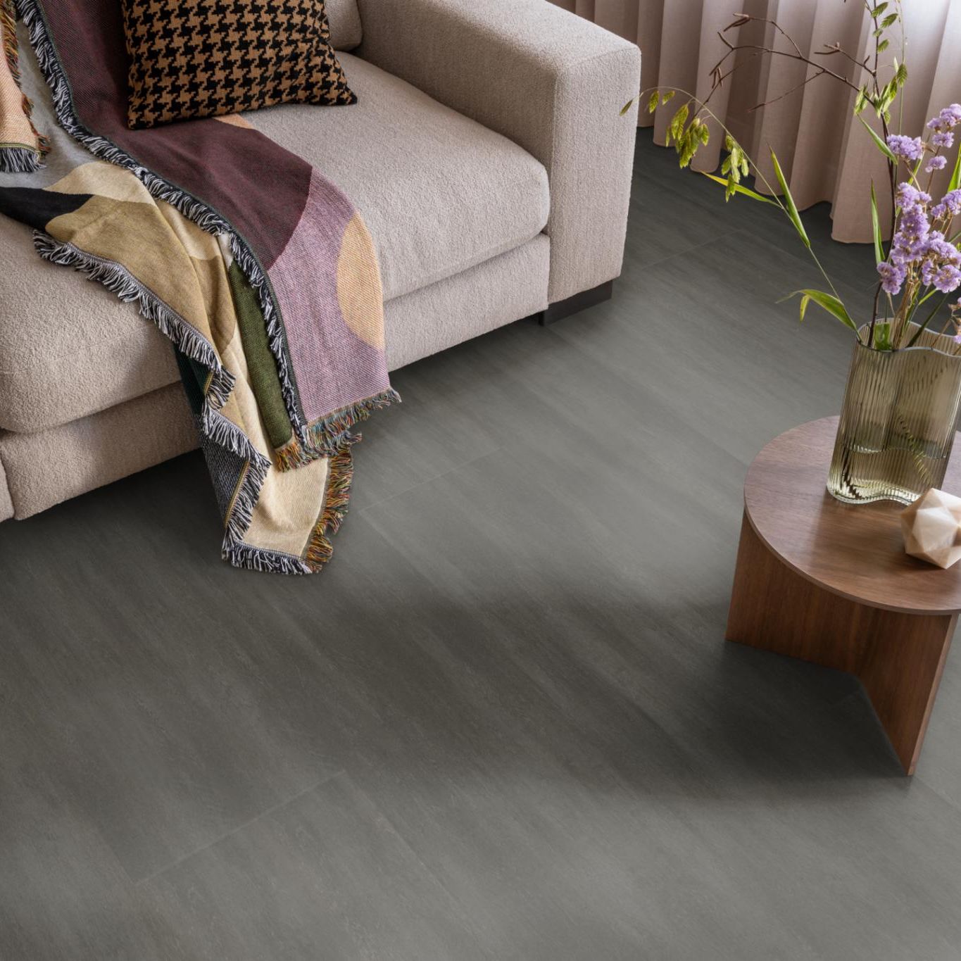 Ambiant Concrete XL Dryback Anthracite - Plak PVC Vloer