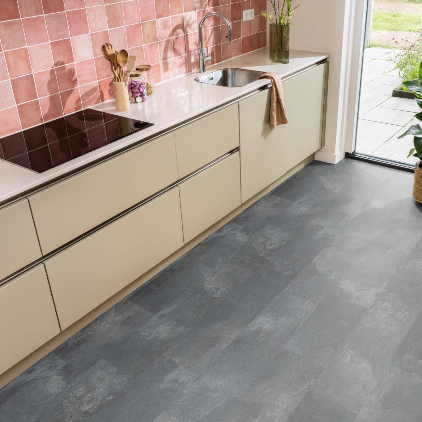 Ambiant Expression Aqua Donkergrijs - Laminaatvloer