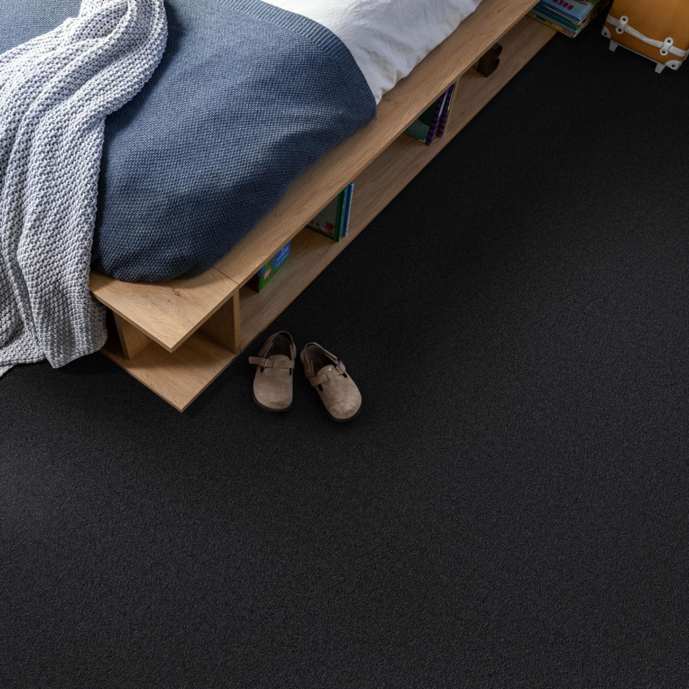 Ambiant Magnifico Zwart 0200 - Vloerbedekking - Tapijt