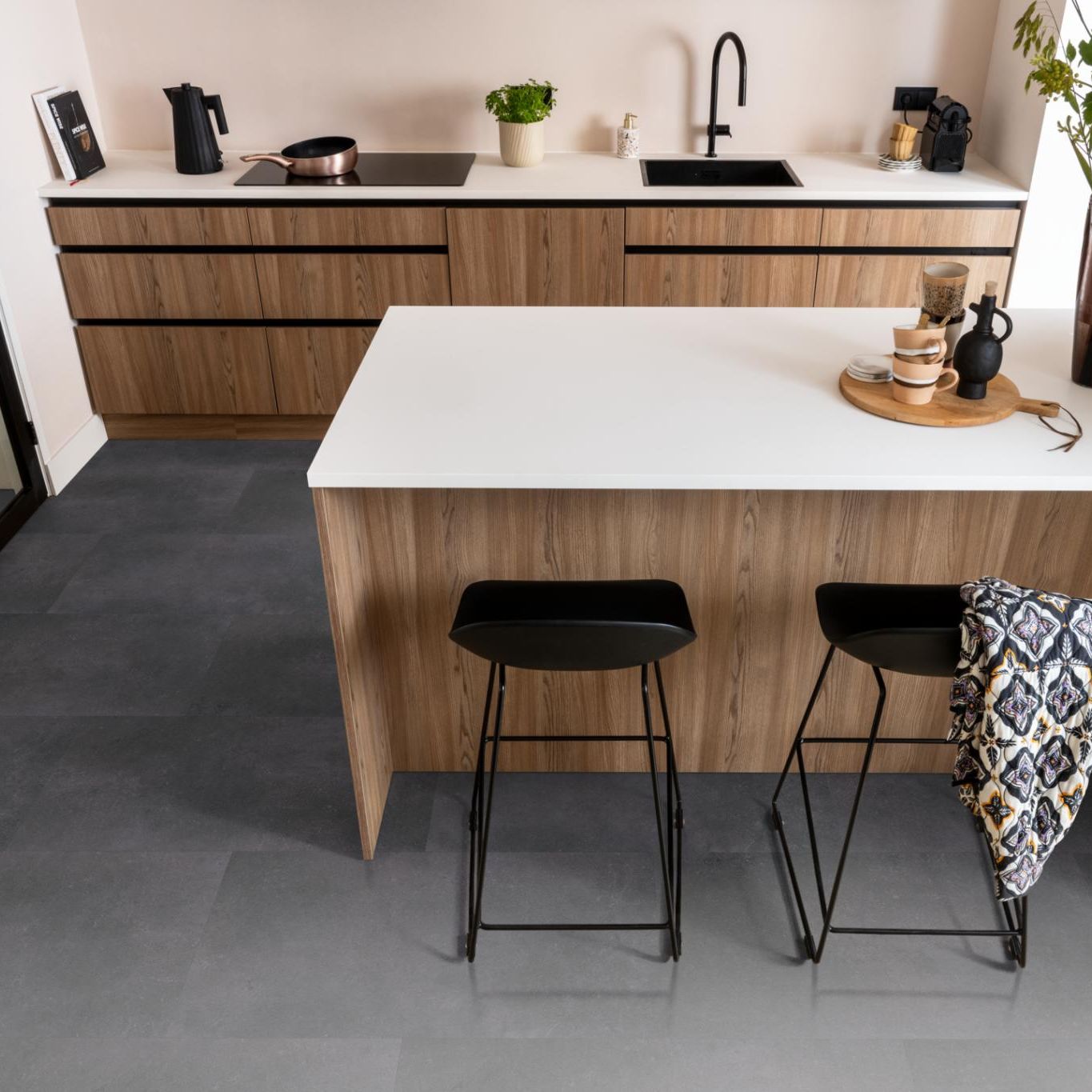 Ambiant Sarino Dryback Anthracite - Plak PVC Vloer