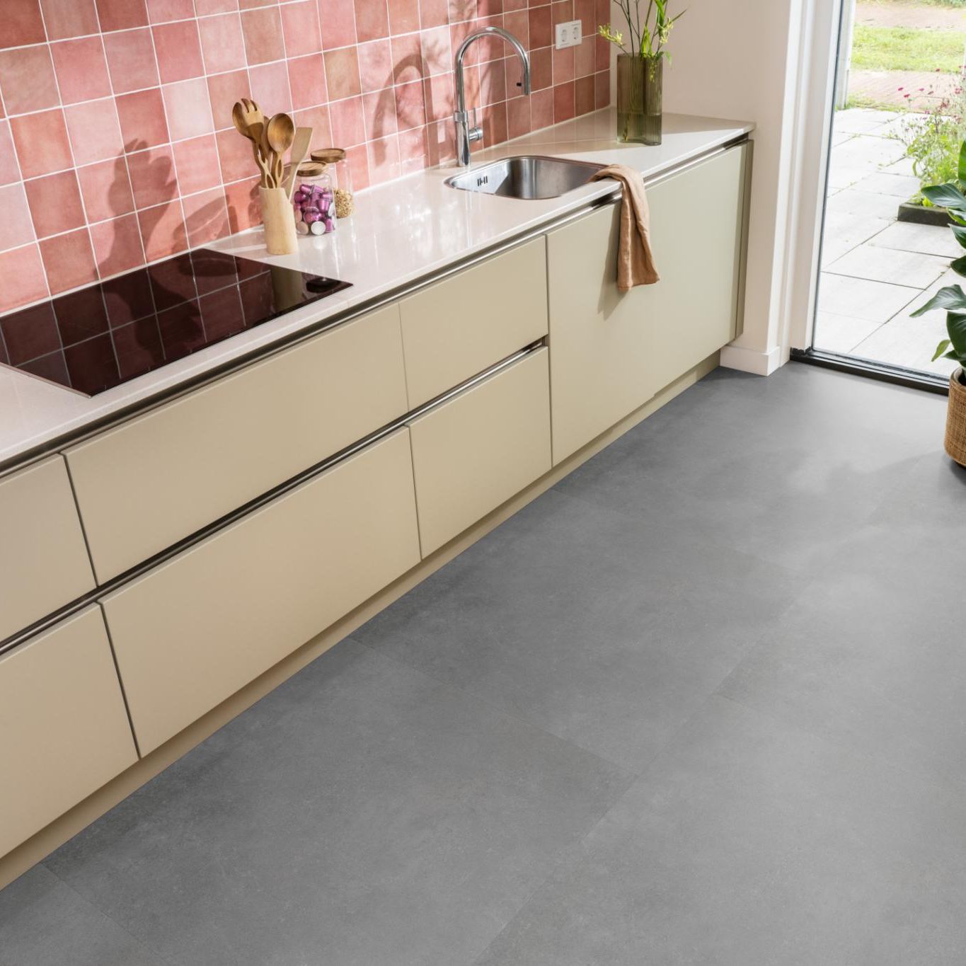 Ambiant Sarino XL Dryback Dark Grey - Plak PVC Vloer